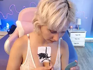 Daphne Simons's Live Sex Cam Show