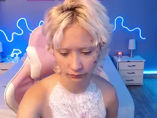 Daphne Simons's Live Sex Cam Show