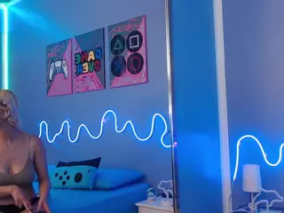 Daphne Simons's Live Sex Cam Show