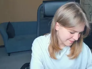 EasterHaimes's Live Sex Cam Show