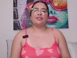 emily-clarkk's Live Sex Cam Show