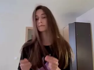 Emma's Live Sex Cam Show