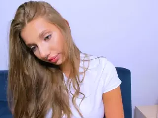 EmmaDarling69's Live Sex Cam Show