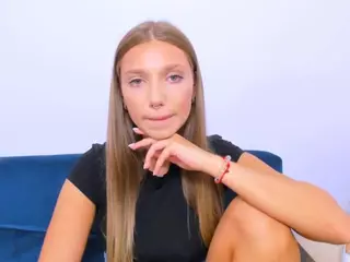 EmmaDarling69's Live Sex Cam Show