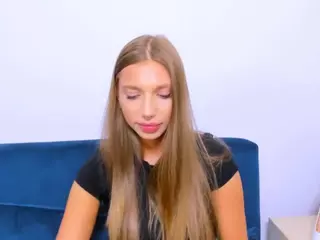 EmmaDarling69's Live Sex Cam Show