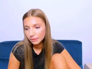 EmmaDarling69's Live Sex Cam Show