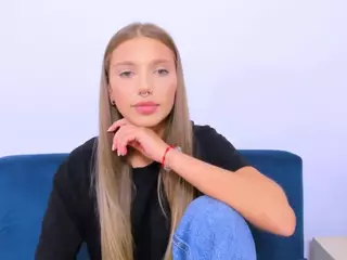 EmmaDarling69's Live Sex Cam Show