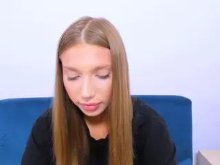 EmmaDarling69's Live Sex Cam Show