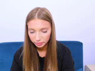 EmmaDarling69's Live Sex Cam Show
