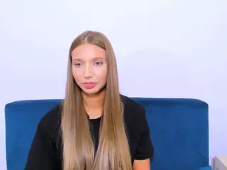 EmmaDarling69's Live Sex Cam Show