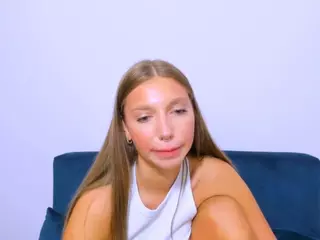 EmmaDarling69's Live Sex Cam Show