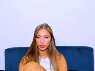 EmmaDarling69's Live Sex Cam Show