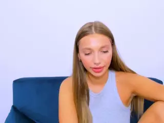 EmmaDarling69's Live Sex Cam Show