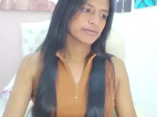 Enyeliana's Live Sex Cam Show