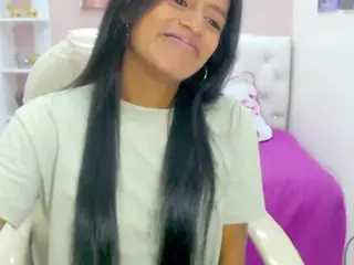 Enyeliana's Live Sex Cam Show