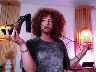 IndiiraVibes's Live Sex Cam Show