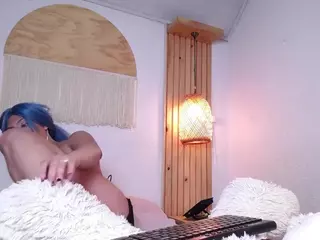 IndiiraVibes's Live Sex Cam Show