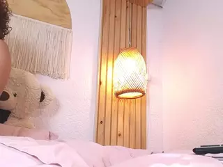 IndiiraVibes's Live Sex Cam Show