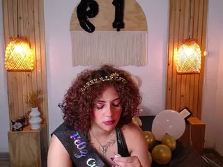 IndiiraVibes's Live Sex Cam Show