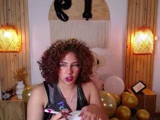 IndiiraVibes's Live Sex Cam Show