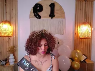 IndiiraVibes's Live Sex Cam Show