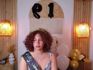 IndiiraVibes's Live Sex Cam Show