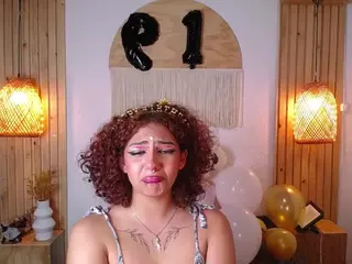 IndiiraVibes's Live Sex Cam Show
