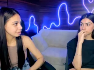 kaisy-star's Live Sex Cam Show