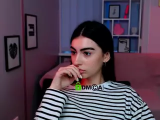 kaisy-star's Live Sex Cam Show