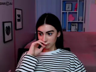 kaisy-star's Live Sex Cam Show