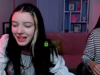 kaisy-star's Live Sex Cam Show