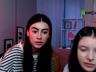 kaisy-star's Live Sex Cam Show