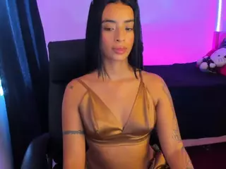 lau-fernandez's Live Sex Cam Show