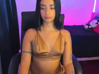 lau-fernandez's Live Sex Cam Show