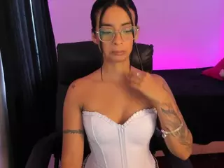 lau-fernandez's Live Sex Cam Show