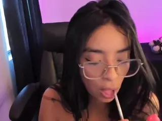 lau-fernandez's Live Sex Cam Show