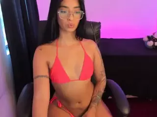 lau-fernandez's Live Sex Cam Show