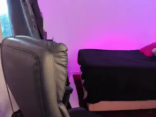lau-fernandez's Live Sex Cam Show