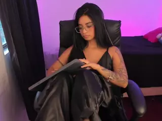 lau-fernandez's Live Sex Cam Show