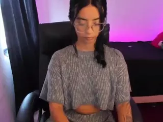 lau-fernandez's Live Sex Cam Show