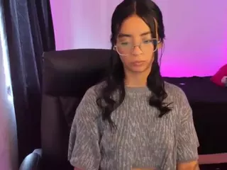 lau-fernandez's Live Sex Cam Show