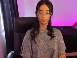 lau-fernandez's Live Sex Cam Show