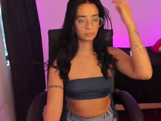 lau-fernandez's Live Sex Cam Show