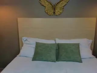 luma-sky's Live Sex Cam Show