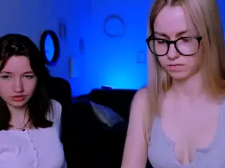 meddi-gold's Live Sex Cam Show