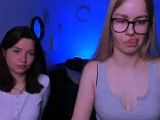 meddi-gold's Live Sex Cam Show