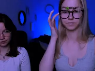 meddi-gold's Live Sex Cam Show