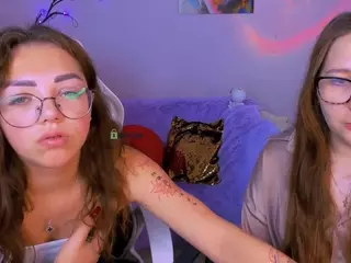 meddi-gold's Live Sex Cam Show