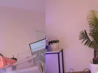 sexxxypixiee's Live Sex Cam Show