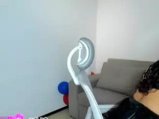 SolNovoa's Live Sex Cam Show